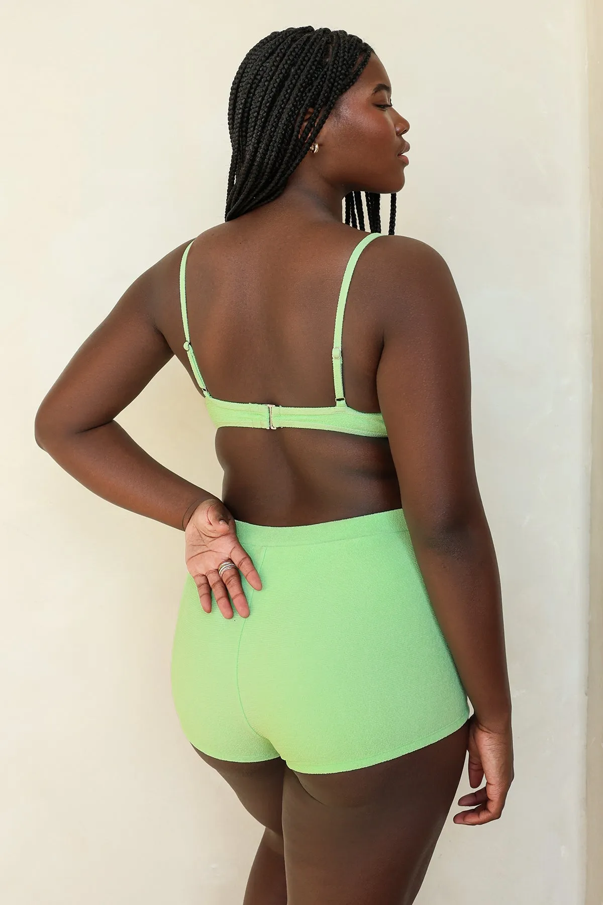 Paradise Green Underwire Full Set sold by Dippin Daisy’s product image thumbnail 5