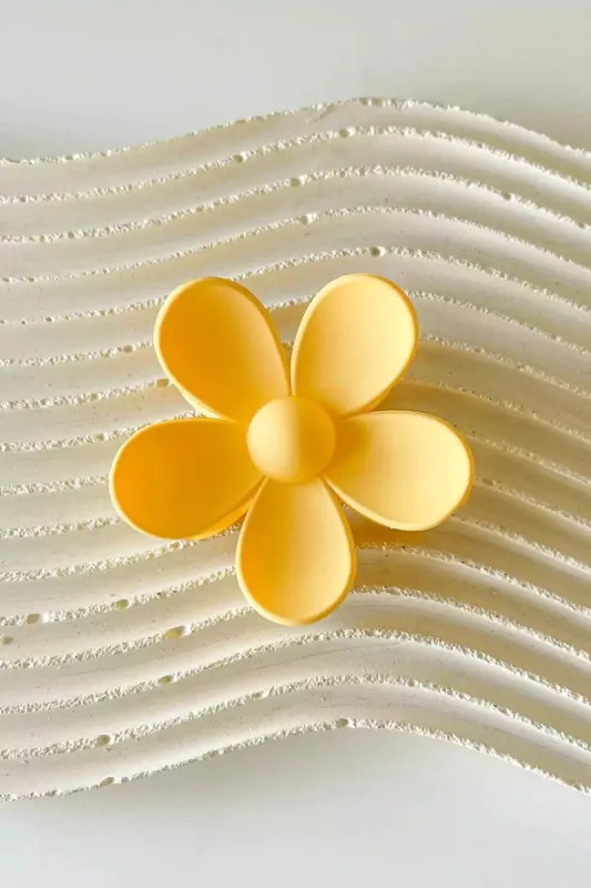 Oopsy Daisy Hair Claw Clip sold by Dippin Daisy’s