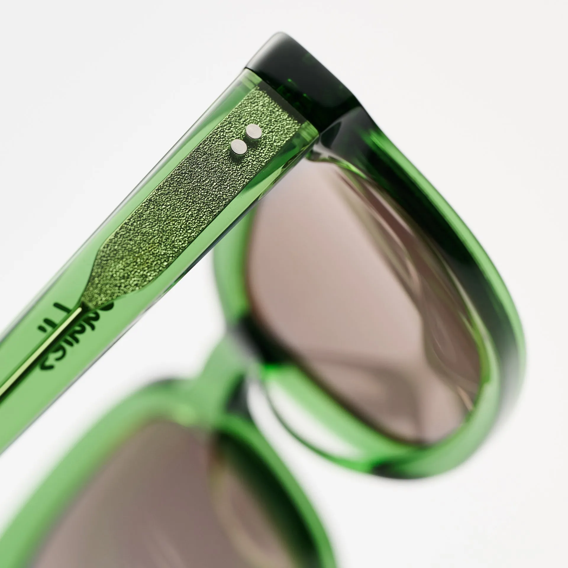 Amber Bottle Green sold by Sun Buddies product image thumbnail 3