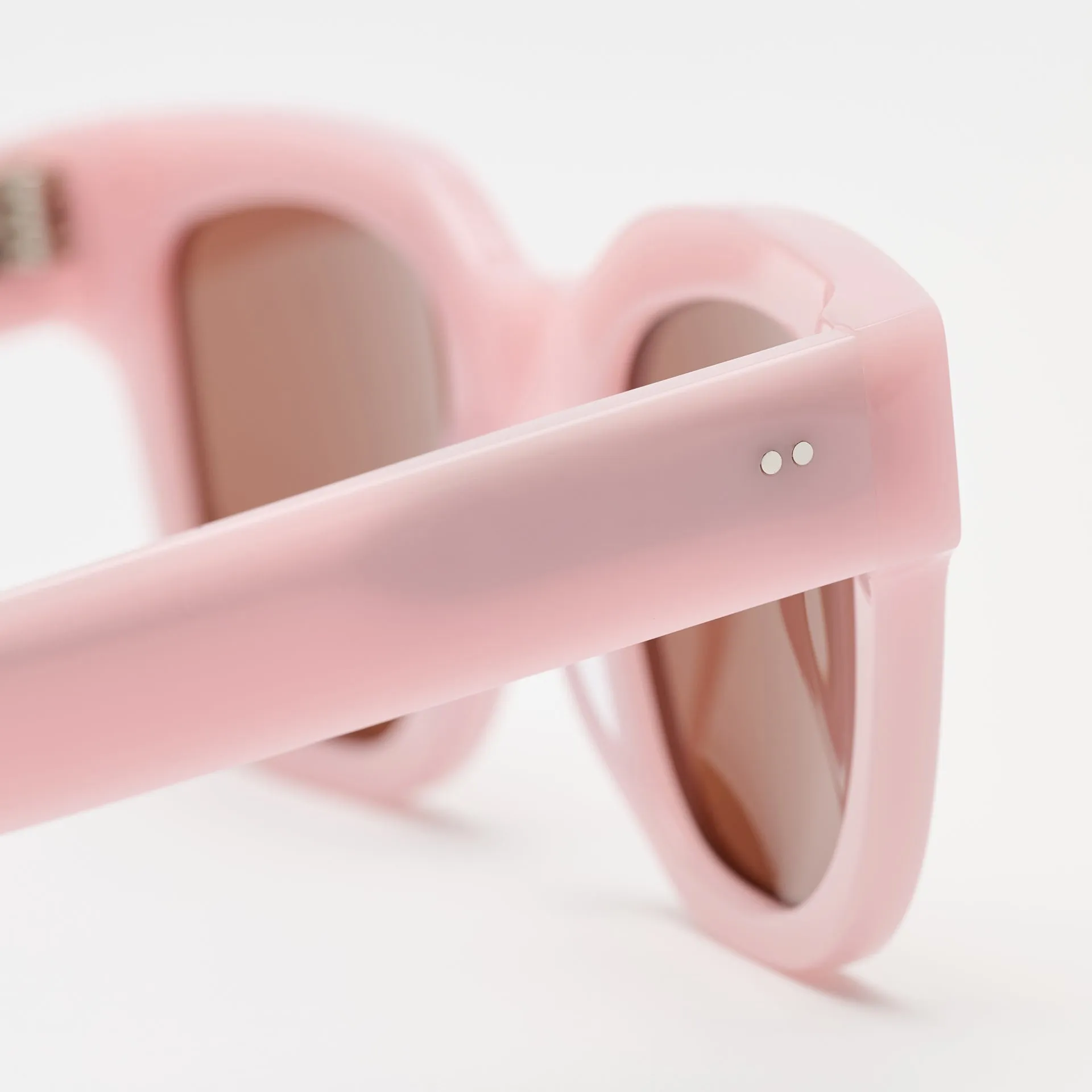 Liv Strawberry Milk sold by Sun Buddies product image thumbnail 4