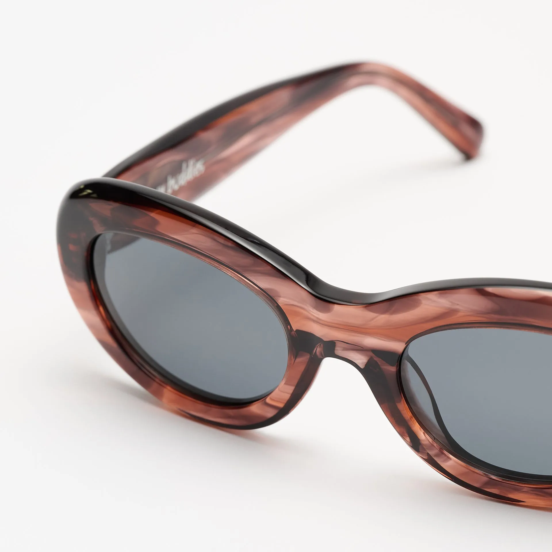 Courtney Supernova sold by Sun Buddies product image thumbnail 4