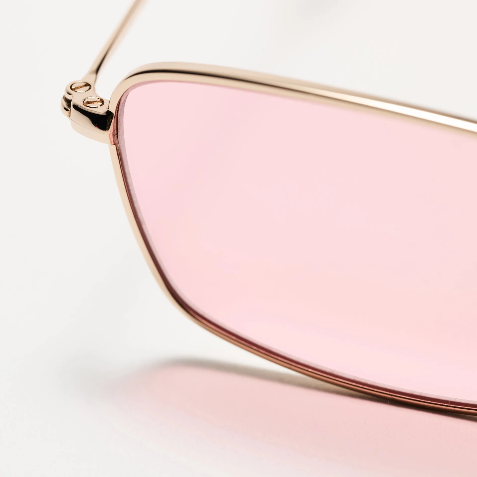 E-40 Gold / Milky Red sold by Sun Buddies product image thumbnail 4