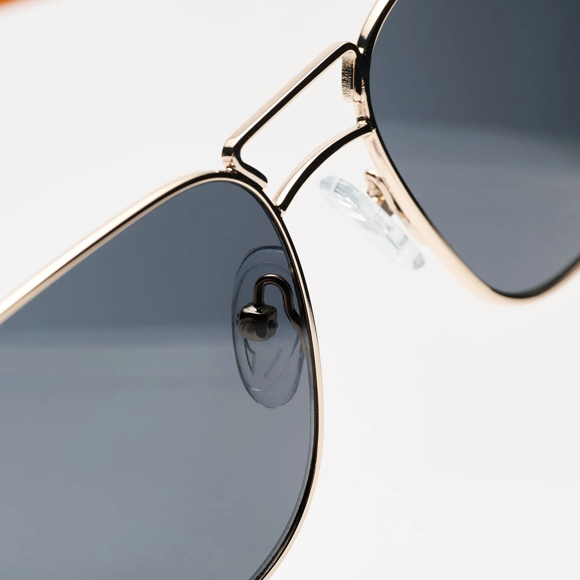 Giorgio Gold / Brown sold by Sun Buddies product image thumbnail 5