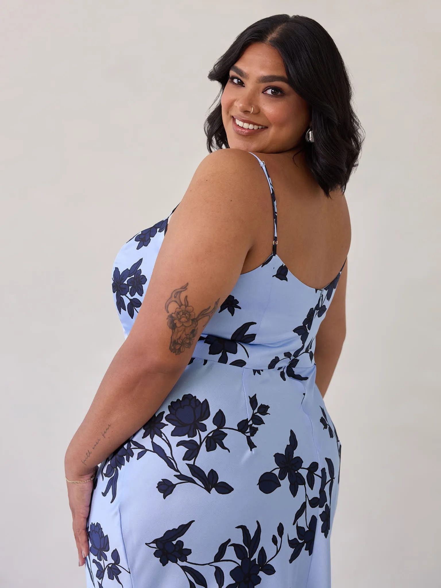 Maxine Dress ES sold by Park and Fifth product image thumbnail 5