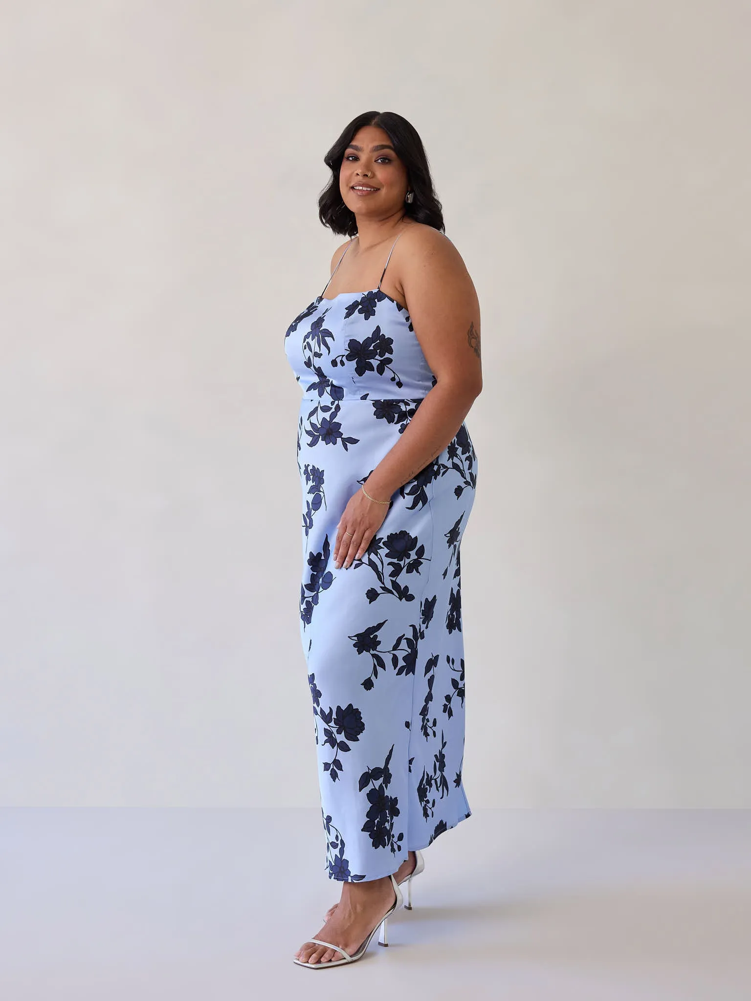 Maxine Dress ES sold by Park and Fifth product image thumbnail 3