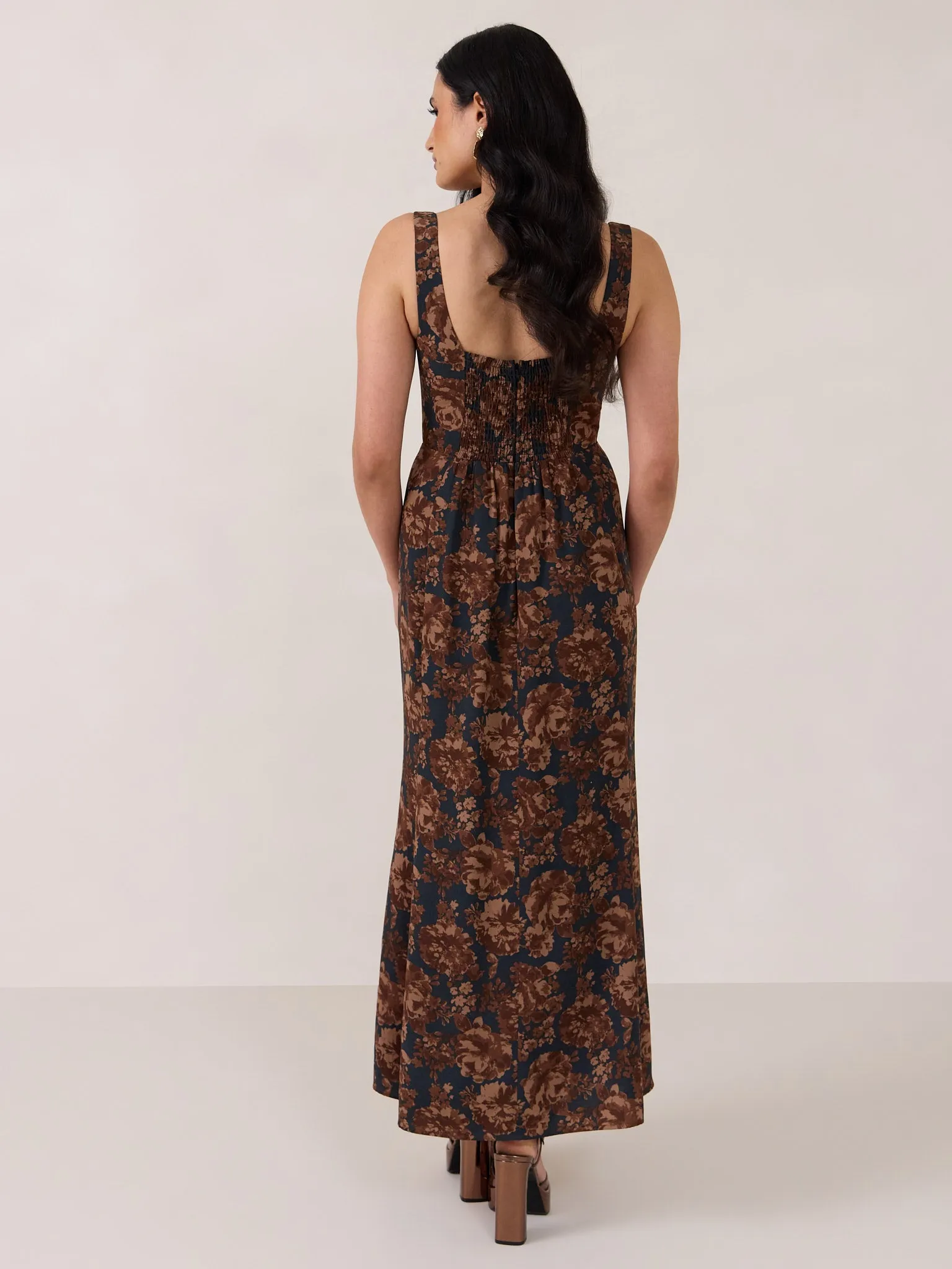 Remington Dress sold by Park and Fifth product image thumbnail 5