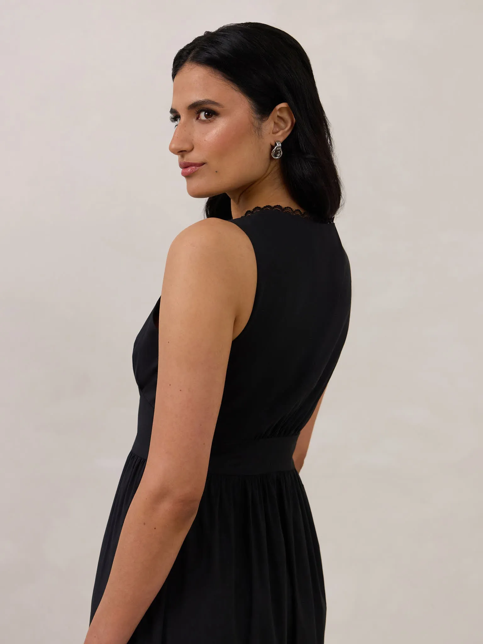 Everett Dress sold by Park and Fifth product image thumbnail 4