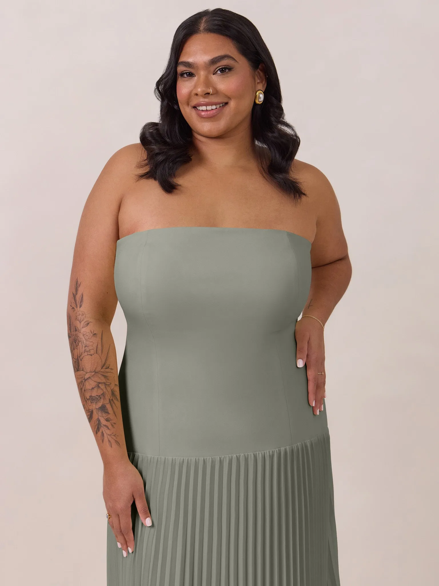 Daphne Dress sold by Park and Fifth product image thumbnail 4