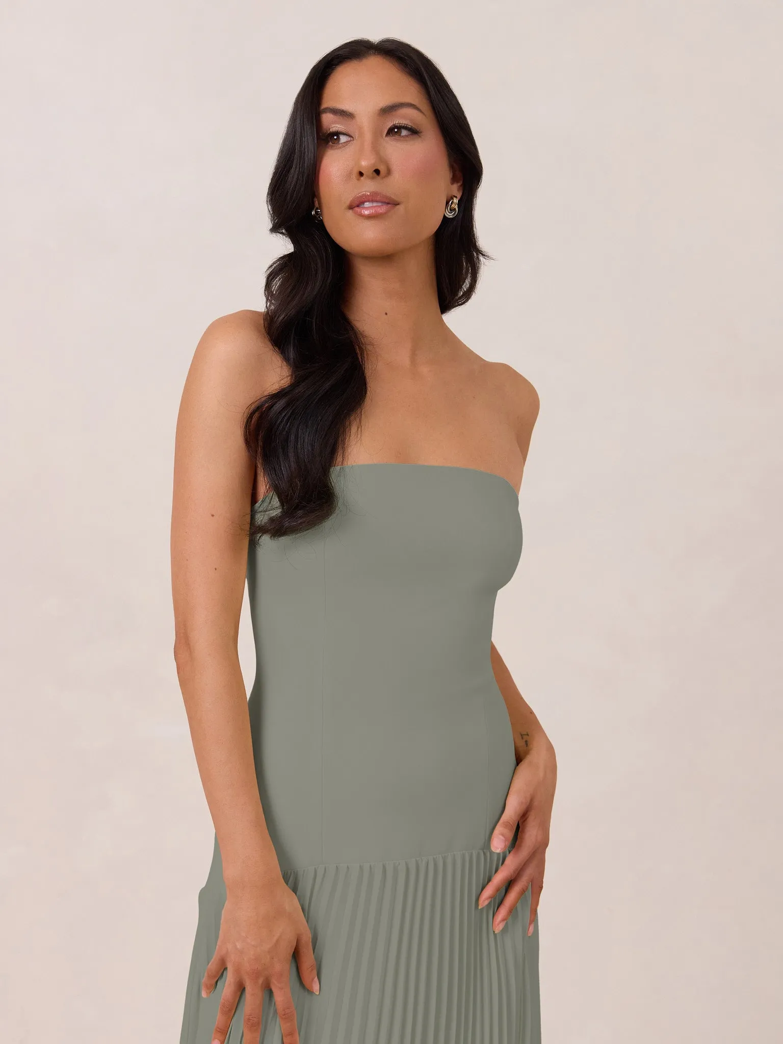 Daphne Dress sold by Park and Fifth product image thumbnail 3