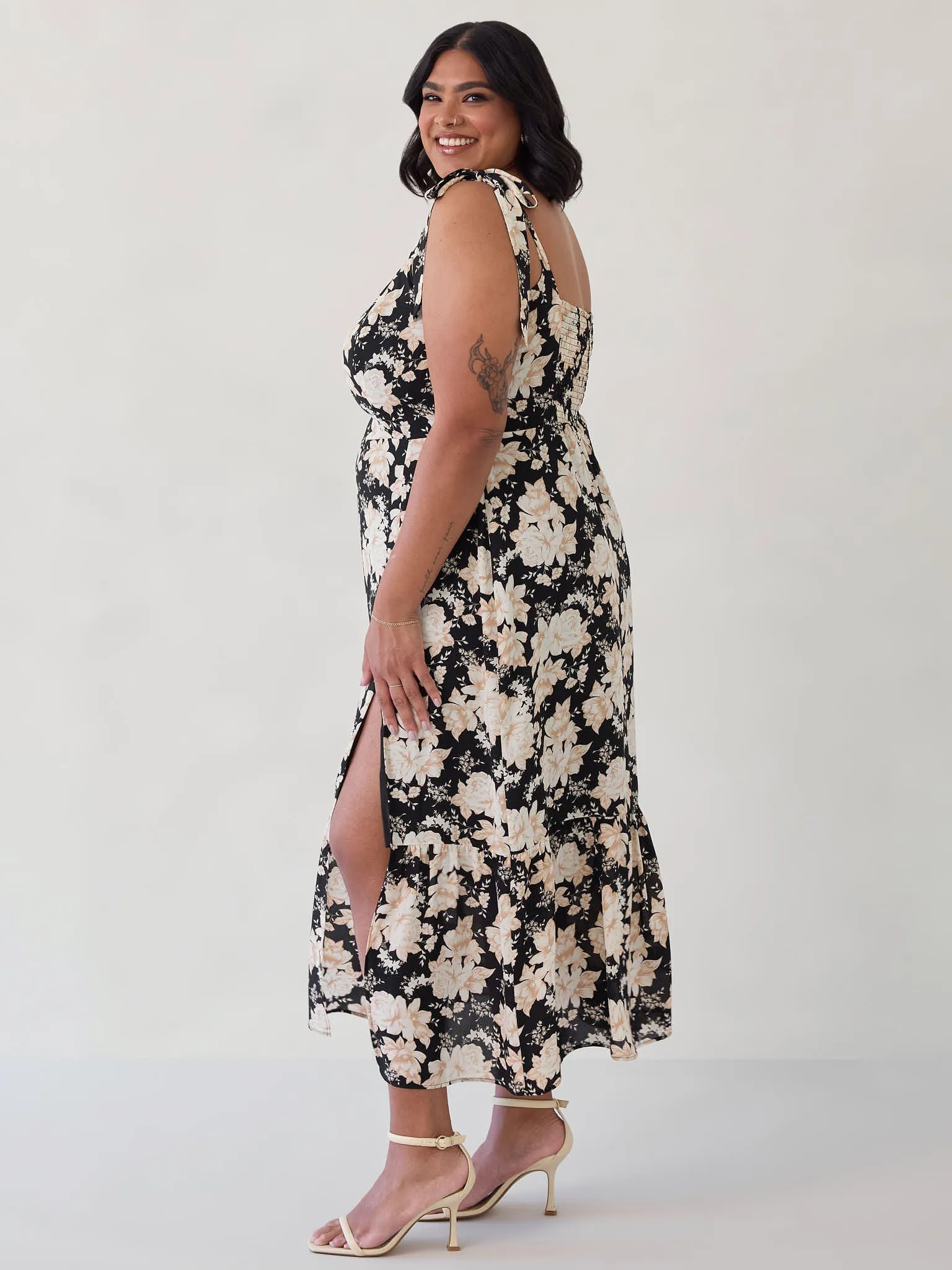 Adelaide Dress ES sold by Park and Fifth product image thumbnail 3