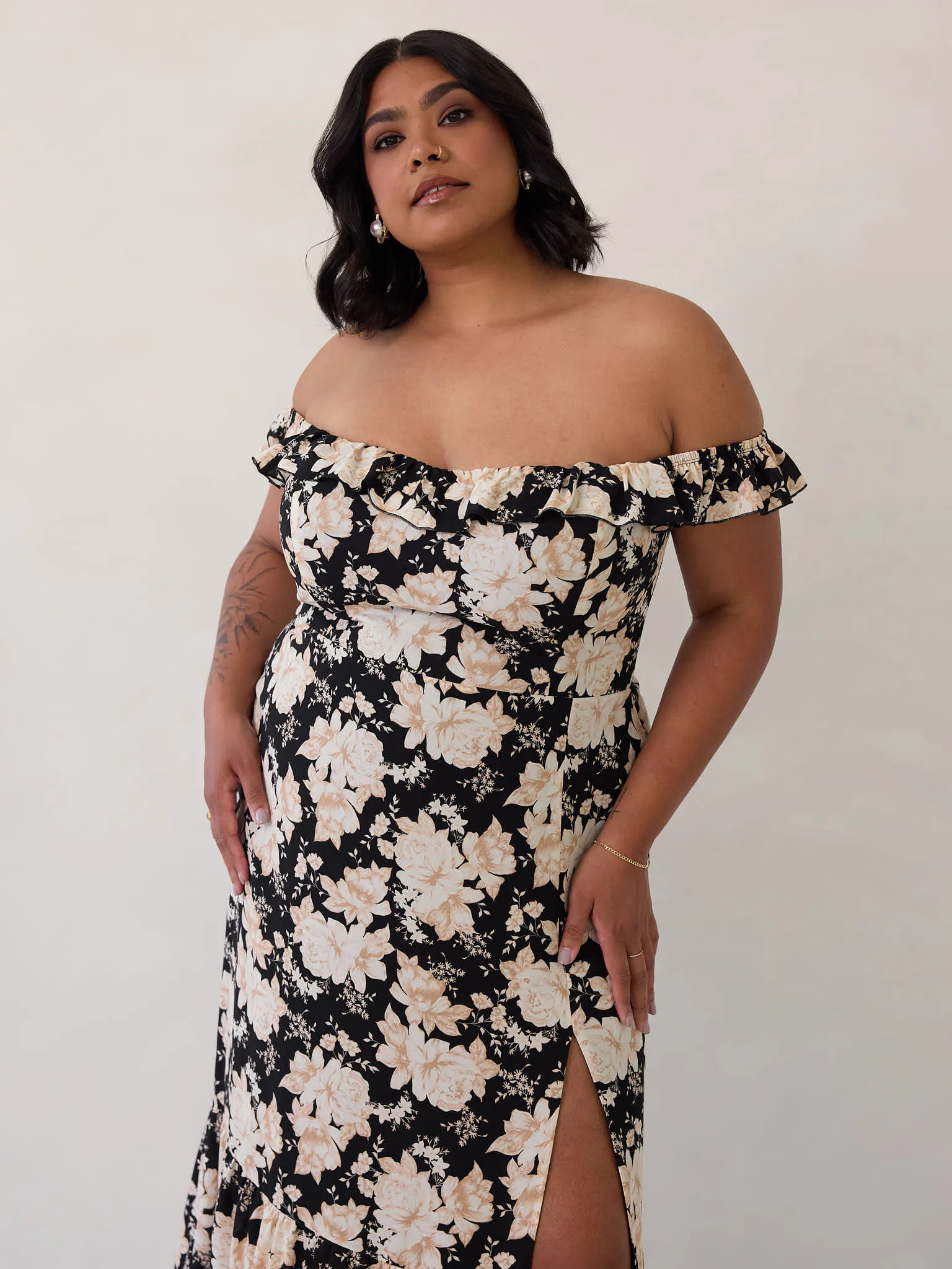 Renfrew Dress ES sold by Park and Fifth product image thumbnail 2