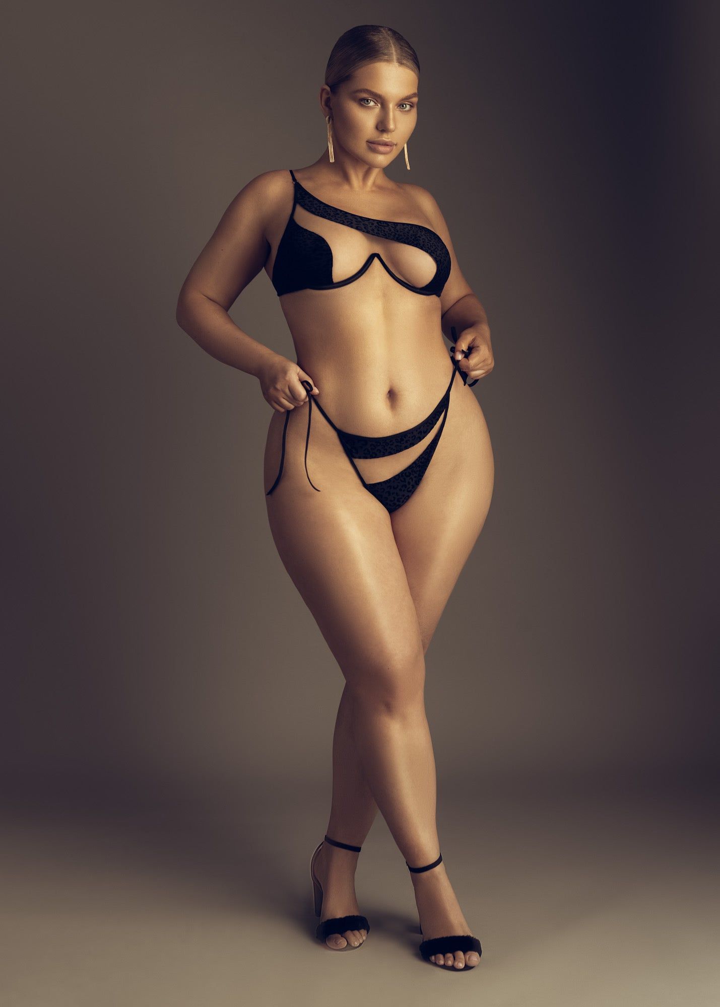 Gigi Top Black sold by God Saves Queens product image thumbnail 3