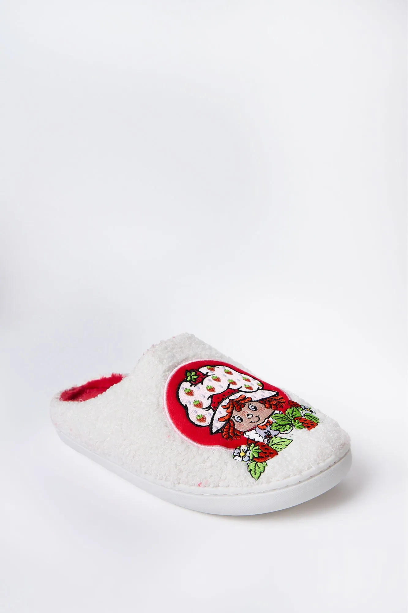 Pantoufles peluche Fraise-Mimi sold by West49 product image thumbnail 2