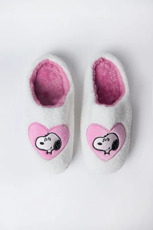 Pantoufles peluche Peanuts Snoopy coeur made by Peanuts
