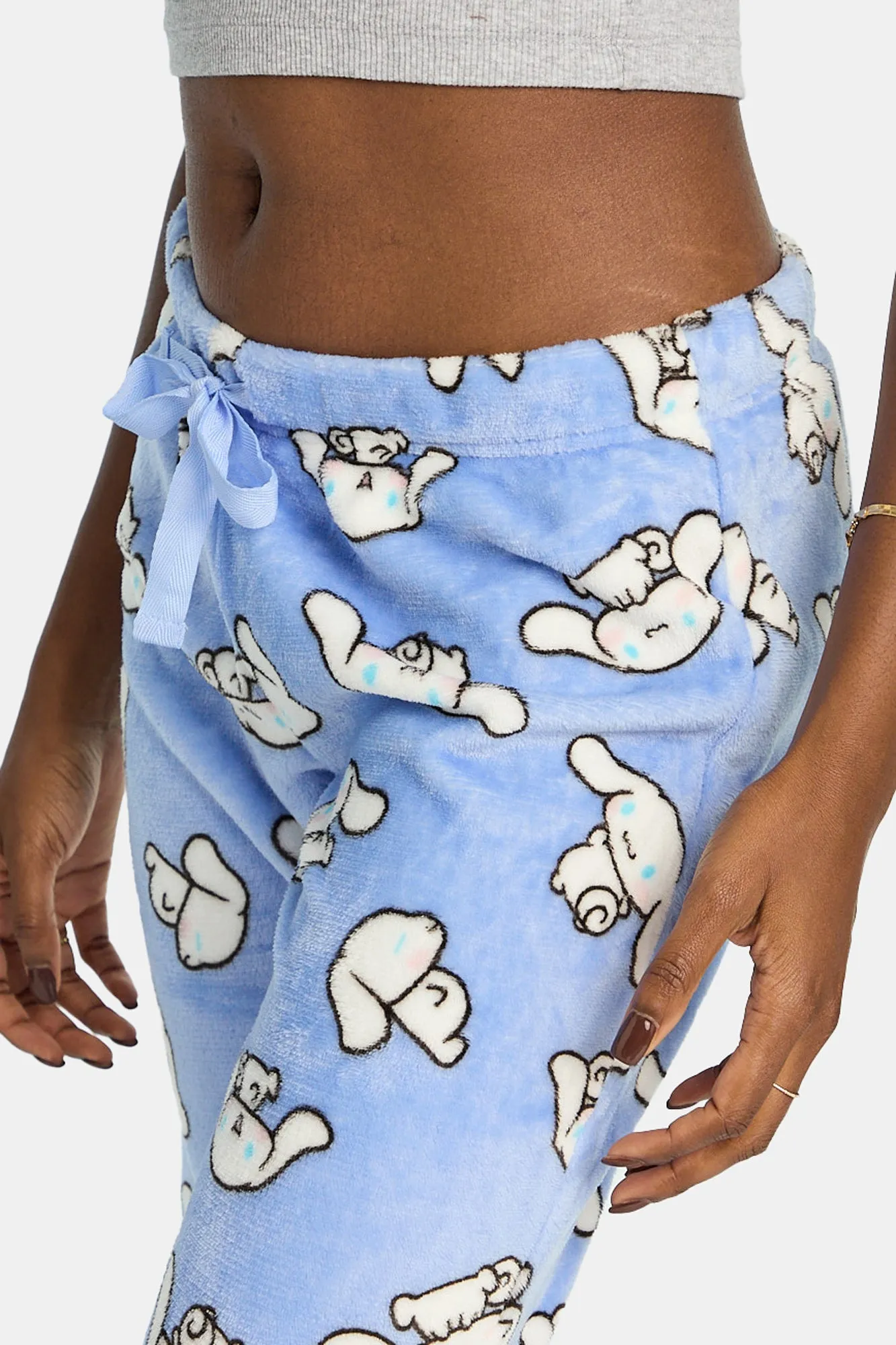 Pantalon de pyjama en peluche imprimé Cinnamoroll sold by West49 product image thumbnail 2