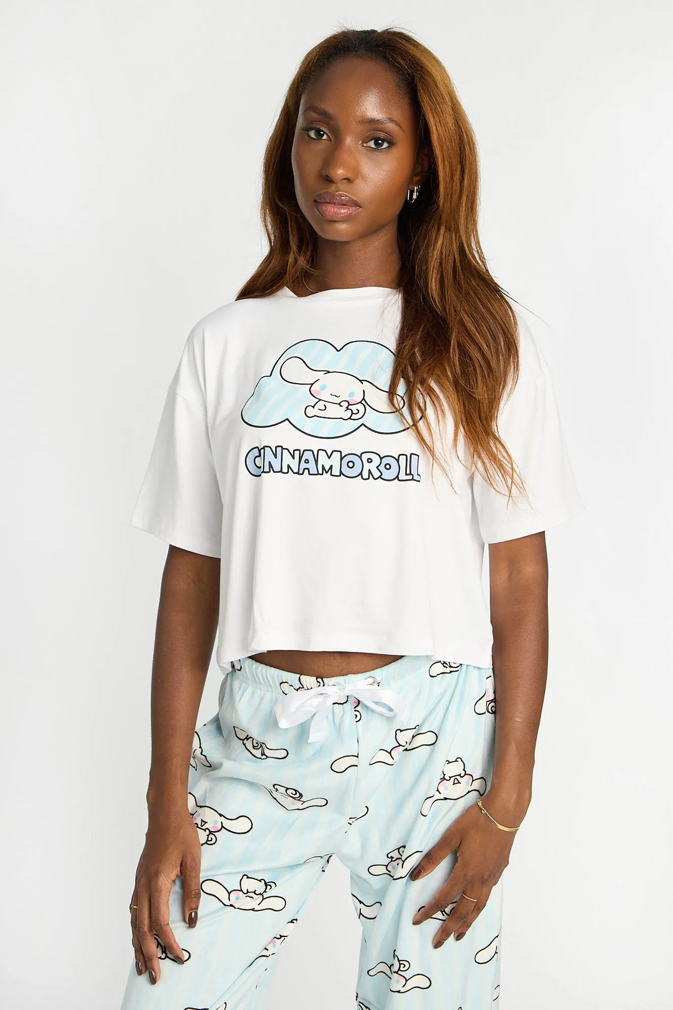 Ensemble pyjama en velour imprimé Cinnamoroll sold by West49 product image thumbnail 3