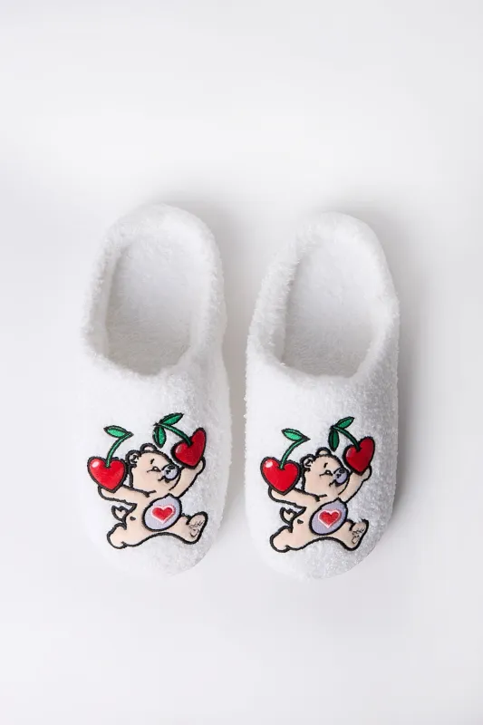 Pantoufles peluche Care Bears coeur cerises made by West49