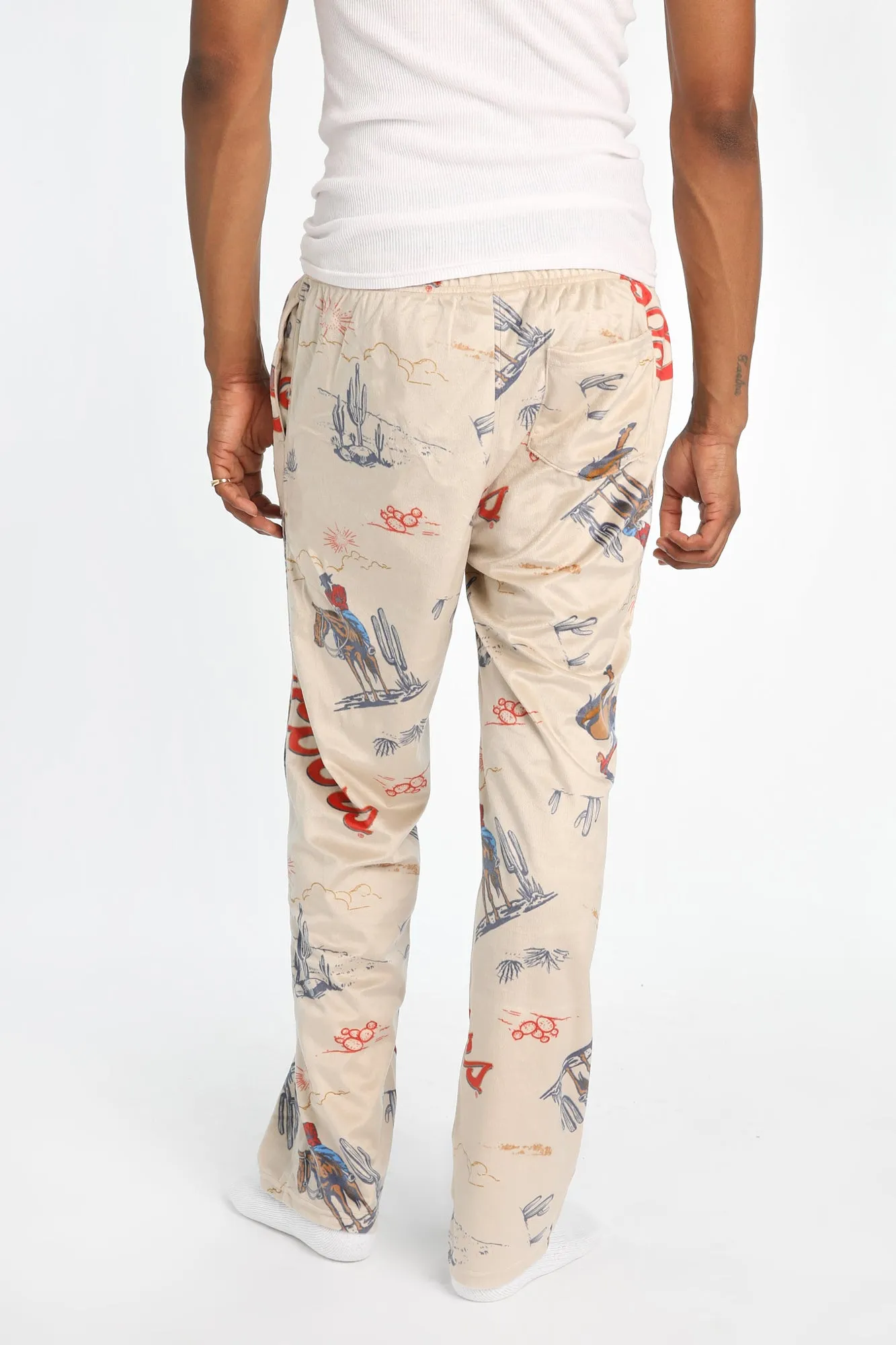 Pantalon de pyjama en molleton soyeux imprimé Coors sold by West49 product image thumbnail 3