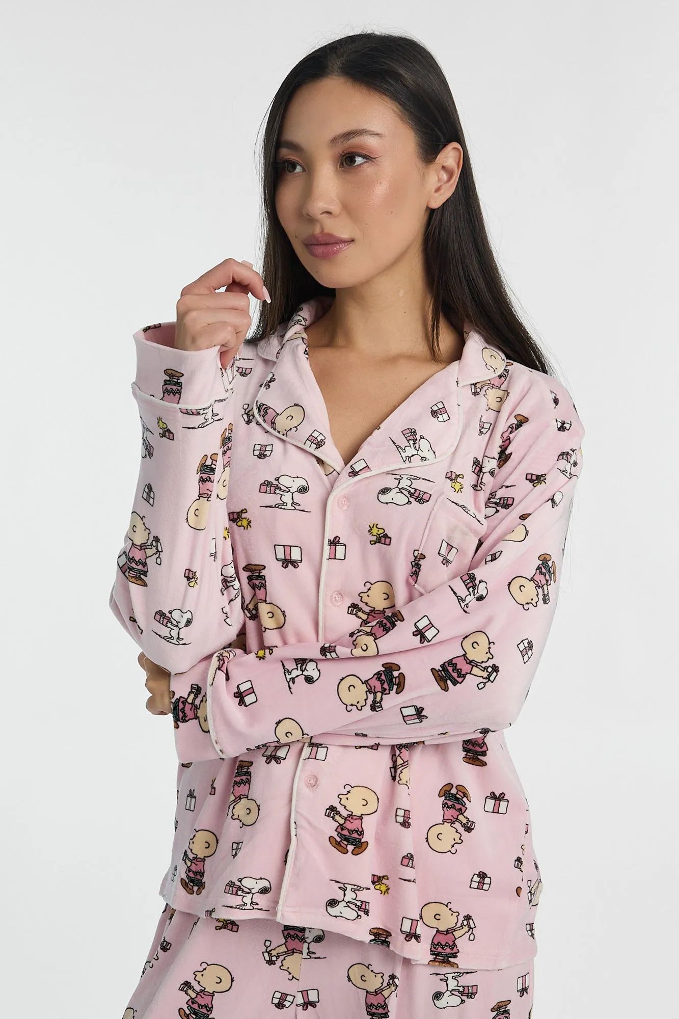 Ensemble de pyjama 2 pièces imprimé cadeaux de Noël Peanuts Snoopy sold by West49 product image thumbnail 3