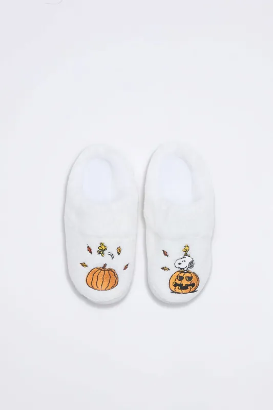Peanuts Snoopy Pumpkin Slippers made by Peanuts
