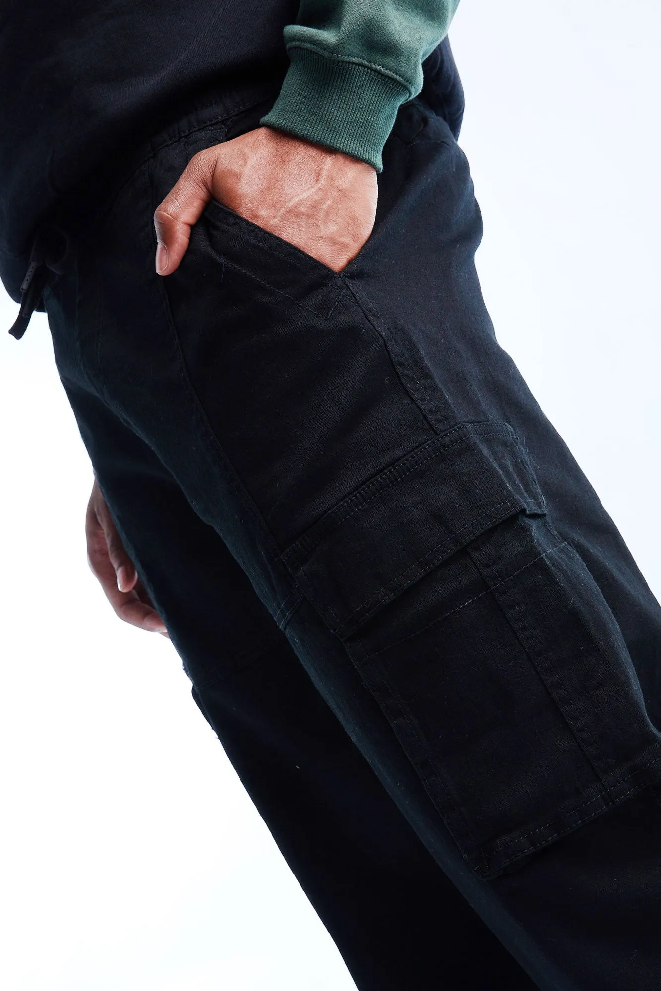 Pantalon cargo en sergé ultra ample homme sold by West49 product image thumbnail 3