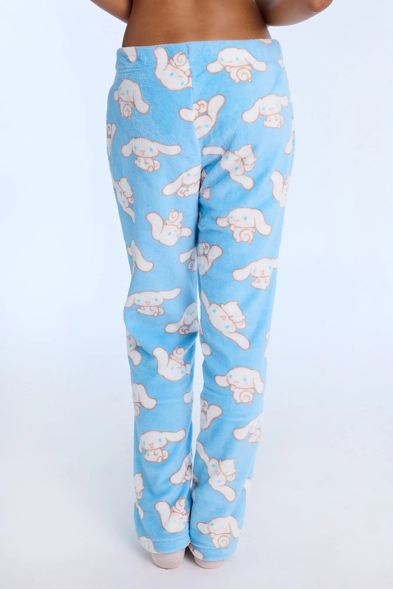 Pantalon de pyjama en peluche Cinnamoroll sold by West49 product image thumbnail 3