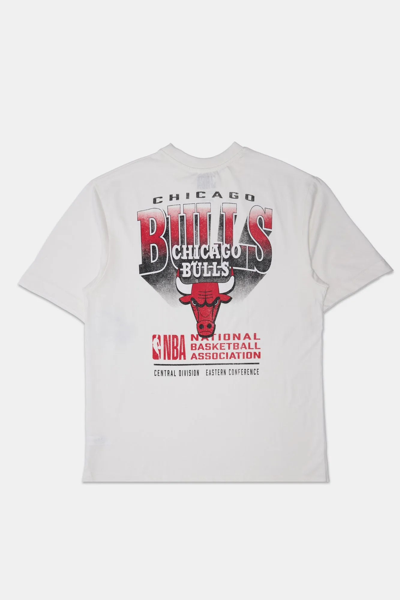 Mens Chicago Bulls Gradient Logo Oversized T-Shirt sold by West49