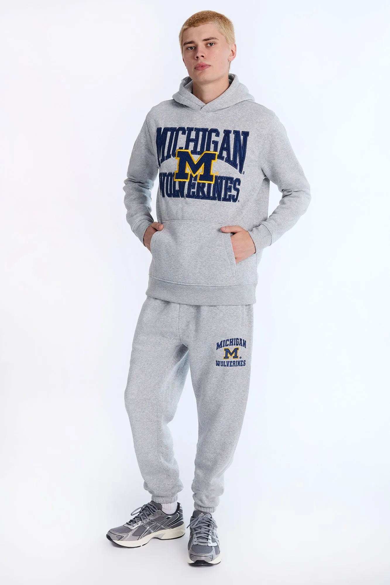 Haut à capuchon gris chiné Michigan Wolverines homme sold by West49 product image thumbnail 4