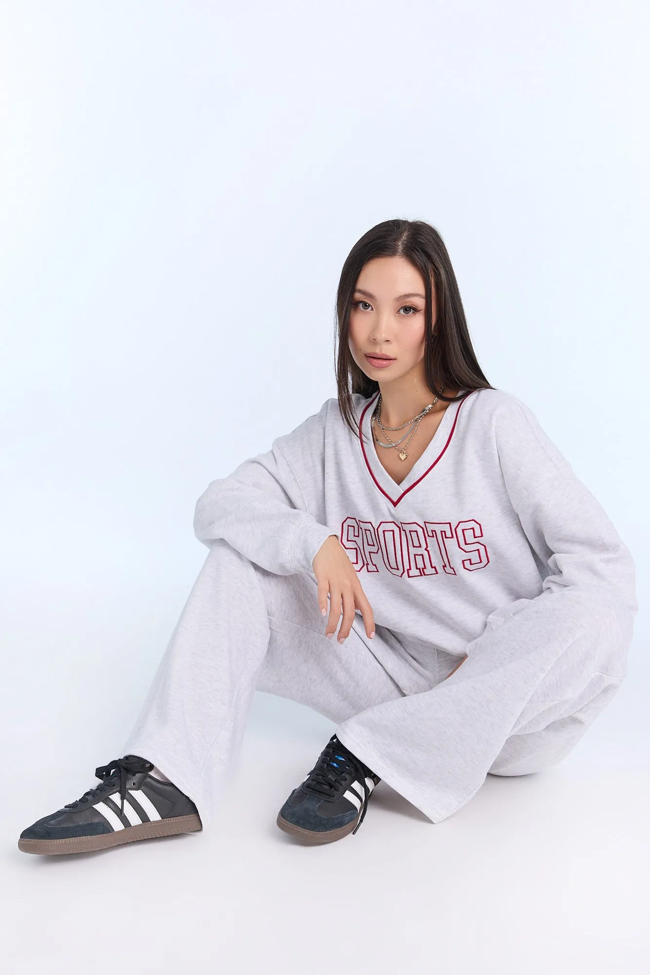 Sweatshirt en molleton à col en V sold by West49 product image thumbnail 4