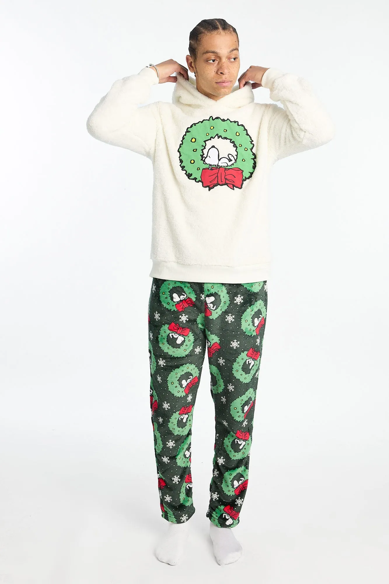 Pantalon de pyjama en peluche couronne de Noël Peanuts Snoopy homme sold by West49 product image thumbnail 4