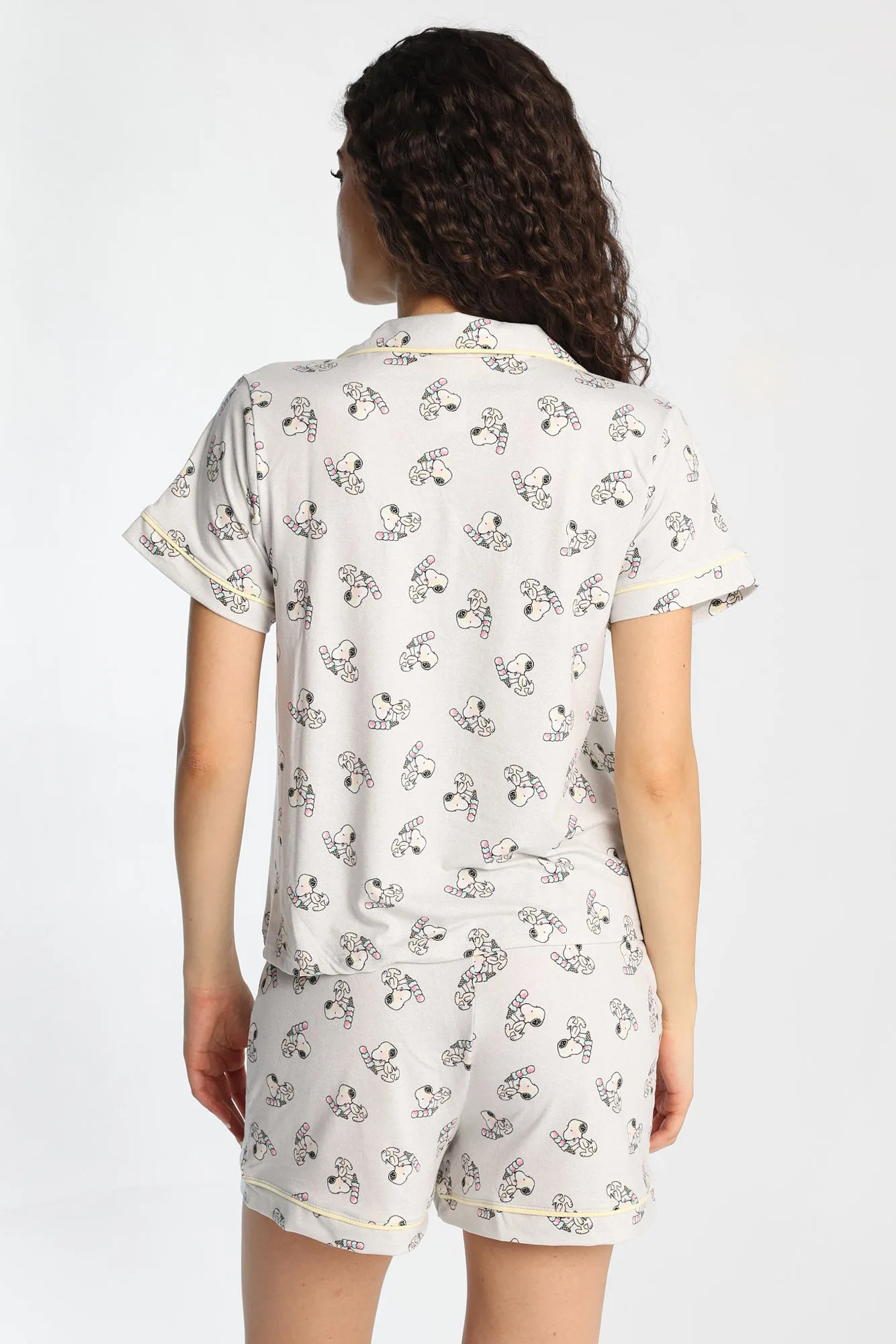 Ensemble chemise et short pyjama imprimé de crème glacée Snoopy Peanuts sold by West49 product image thumbnail 3