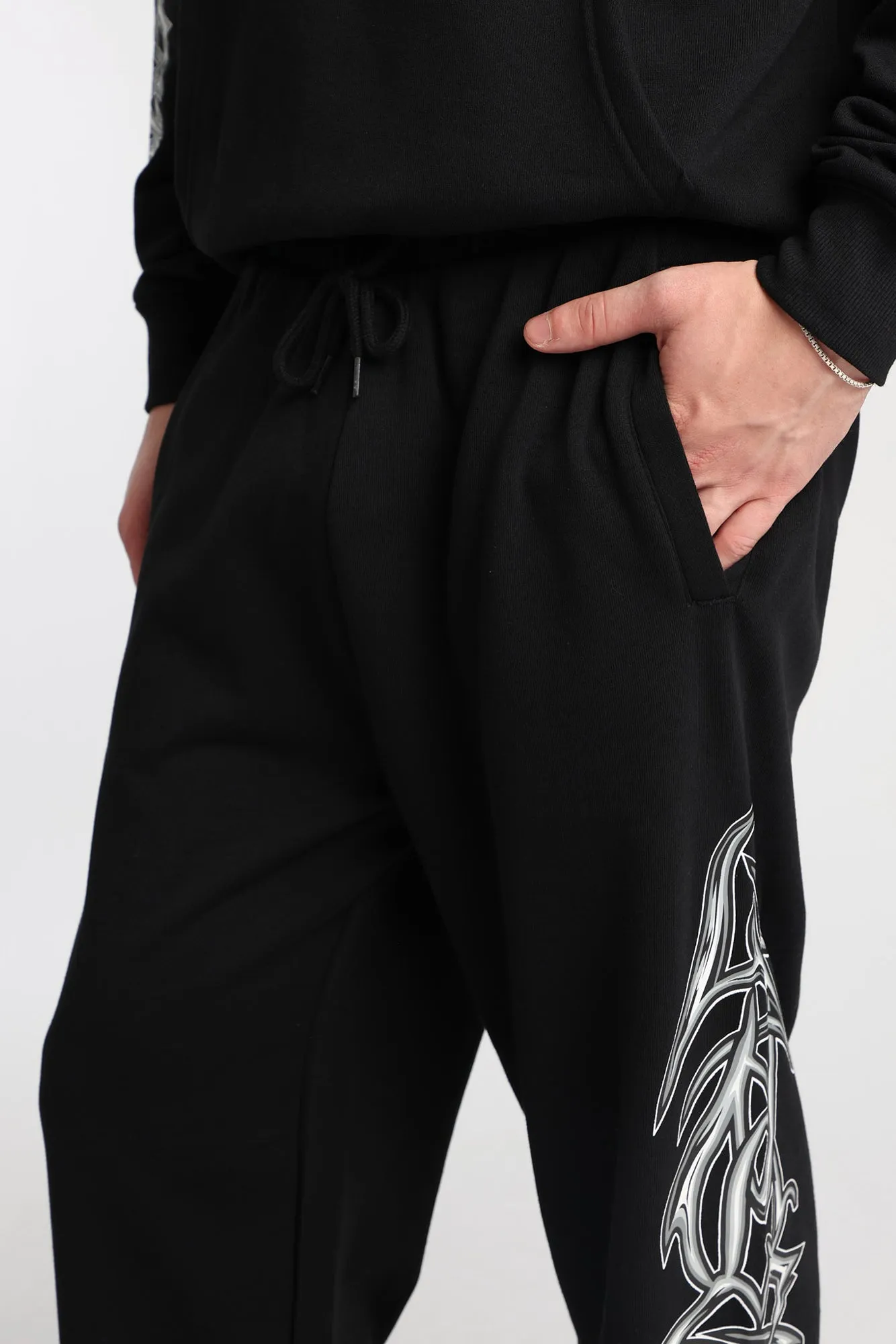 Jogger en molleton à jambe droite imprimé Arsenic sold by West49 product image thumbnail 2