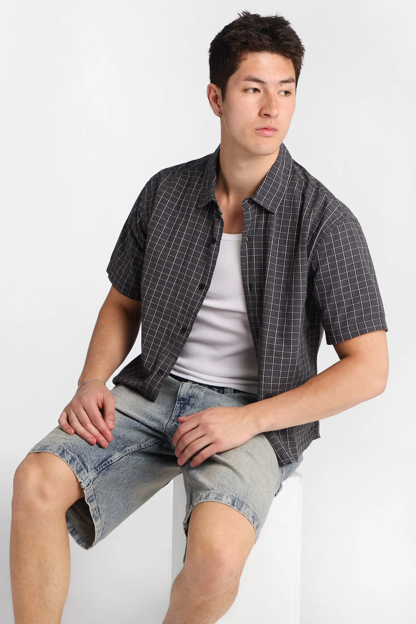 Chemise boutonnée courte à carreaux sold by West49 product image thumbnail 5