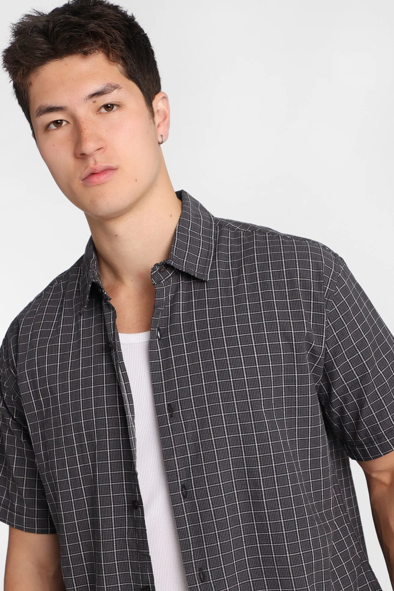 Chemise boutonnée courte à carreaux sold by West49 product image thumbnail 2