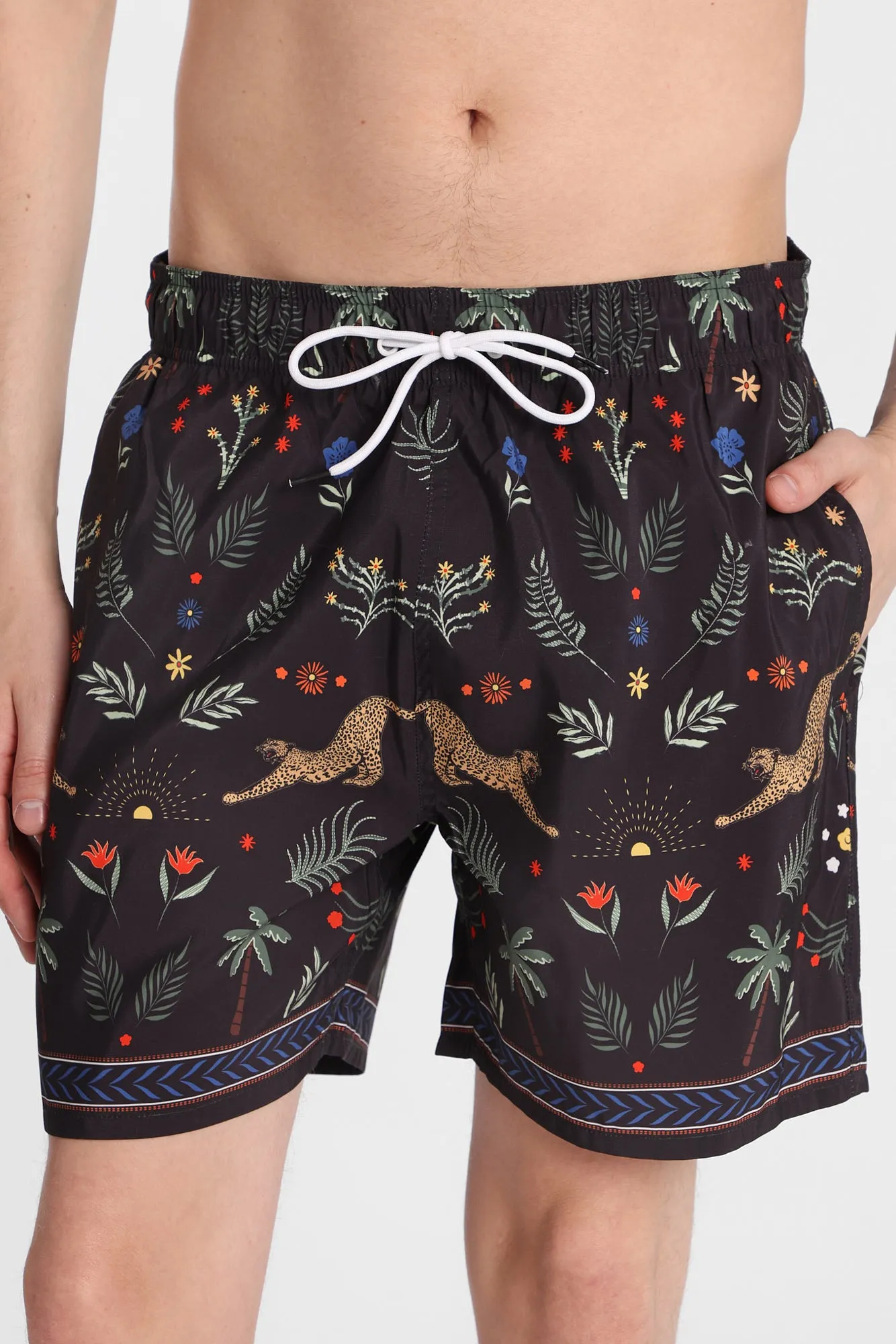Short de bain à imprimé jungle 5,5 po sold by West49 product image thumbnail 2