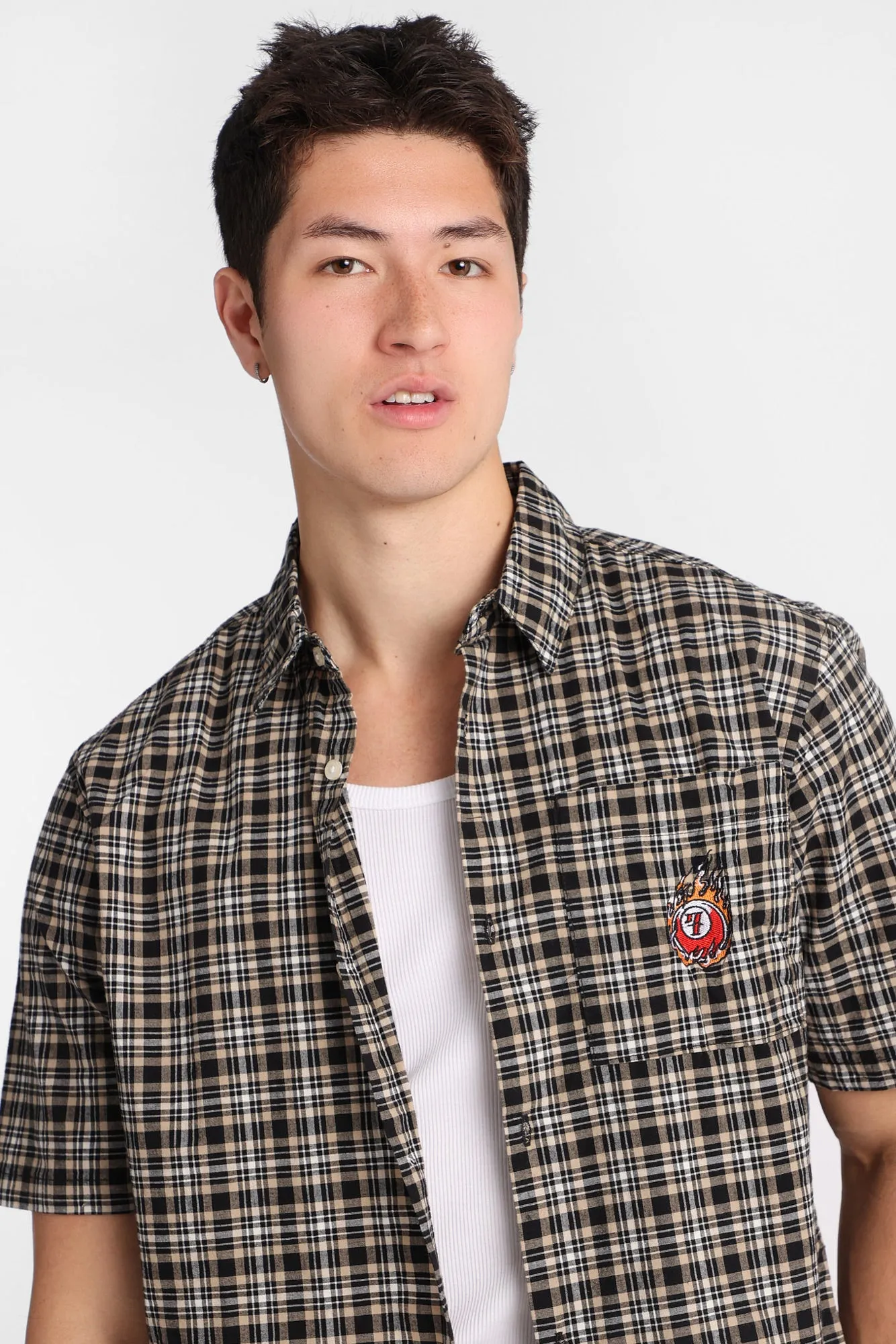 Chemise à carreaux brodé boule de billiard 7 sold by West49 product image thumbnail 2
