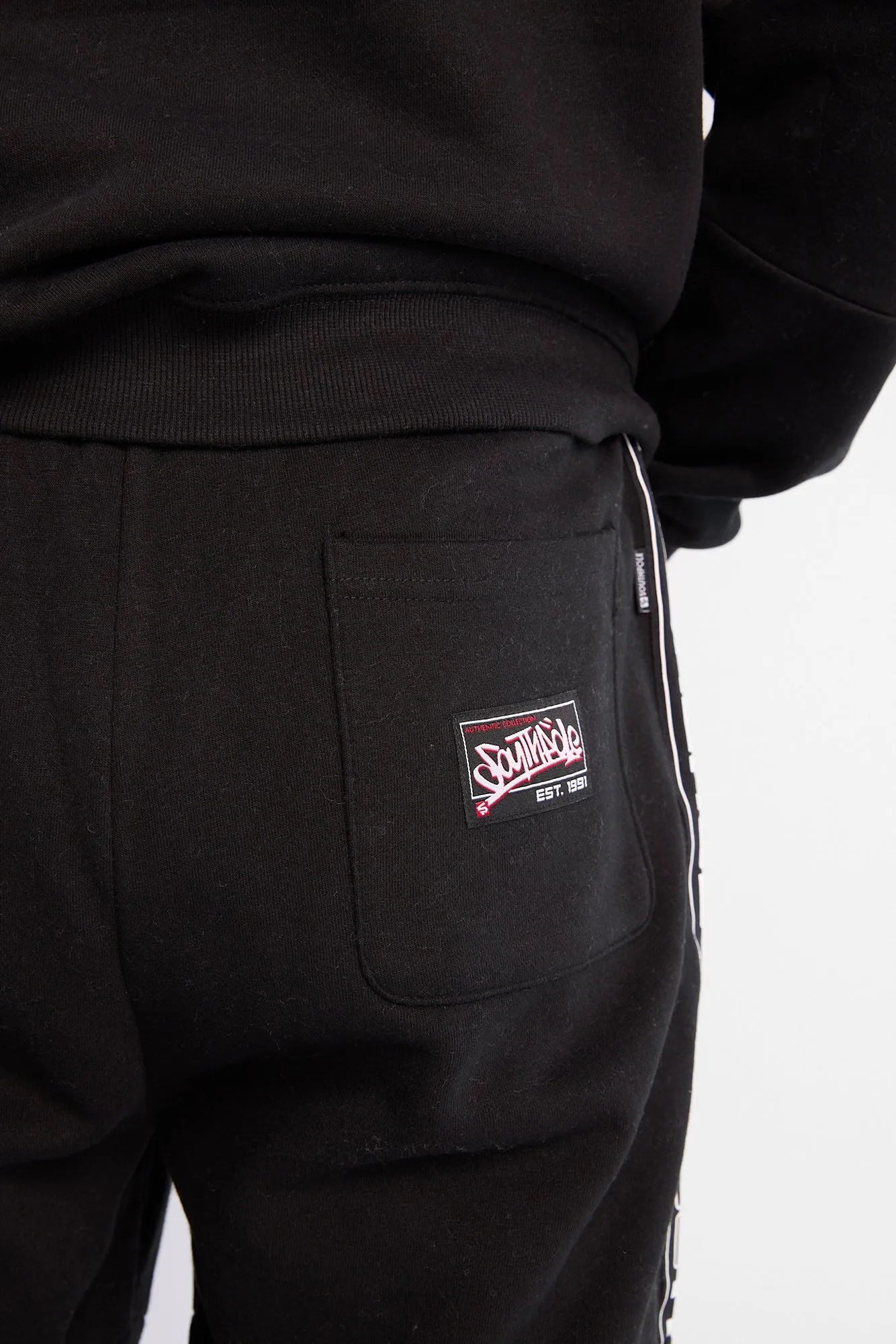 Pantalon en molleton imprimé Southpole Legacy sold by West49 product image thumbnail 4