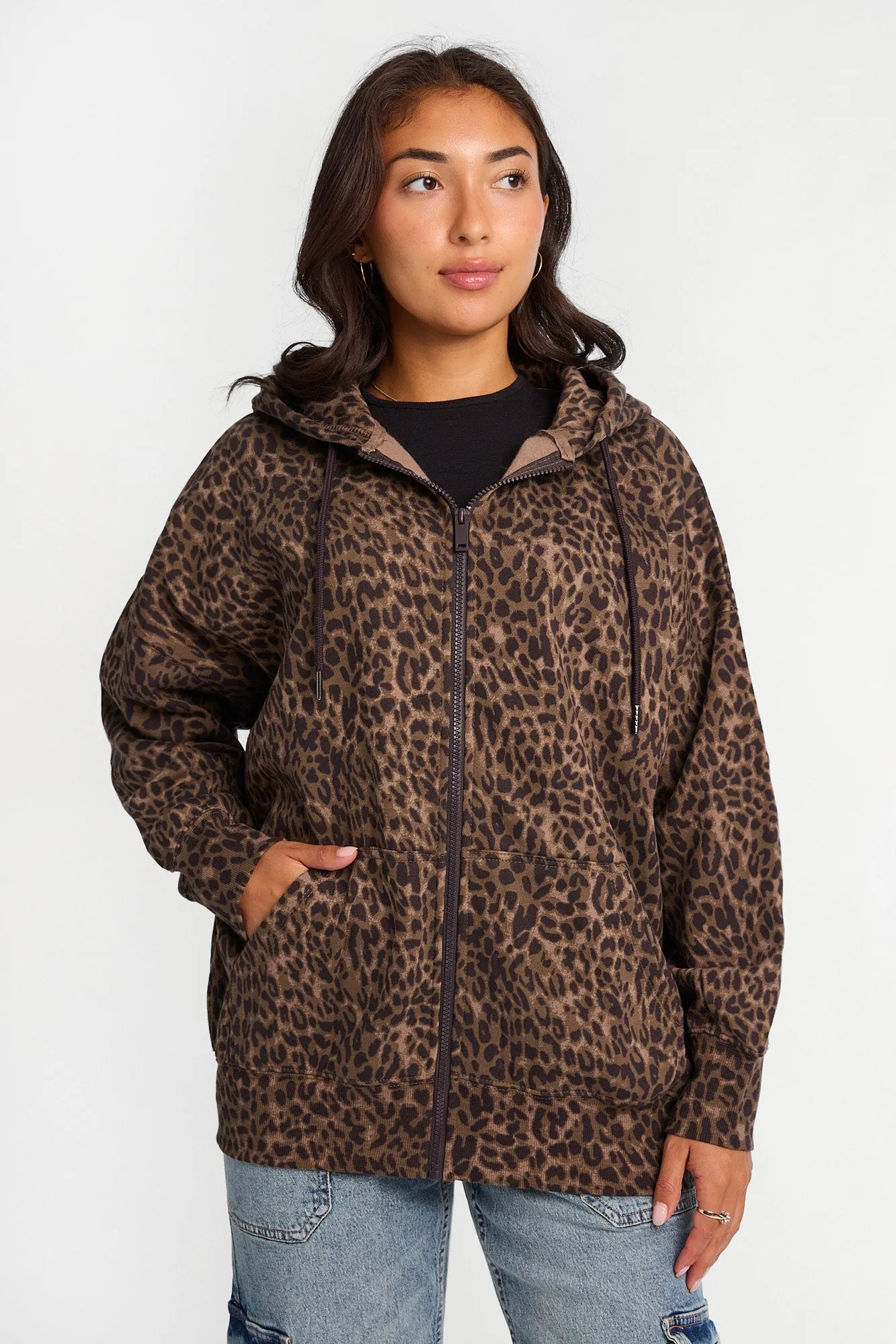 Haut à capuchon zippé surdimensionné imprimé léopard sold by West49
