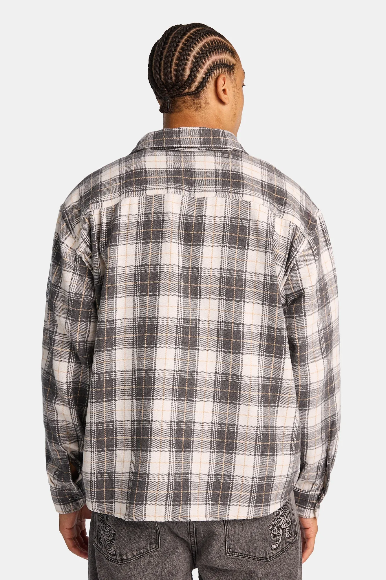 Chemise décontractée à carreaux boutonnée sold by West49 product image thumbnail 3