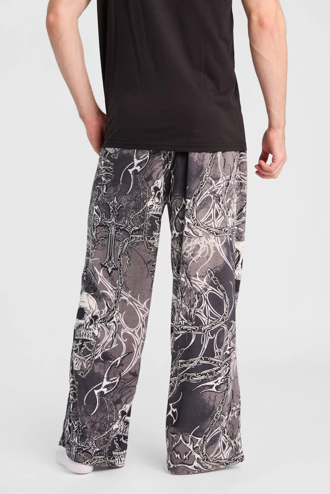 Pantalon de pyjama à imprimé de crânes Arsenic sold by West49 product image thumbnail 3