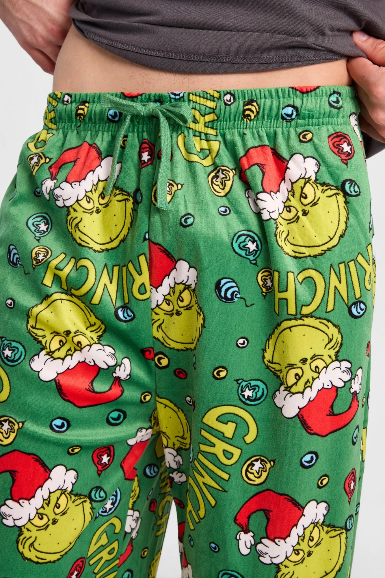 Pantalon de pyjama à imprimé Le Grinch sold by West49 product image thumbnail 2