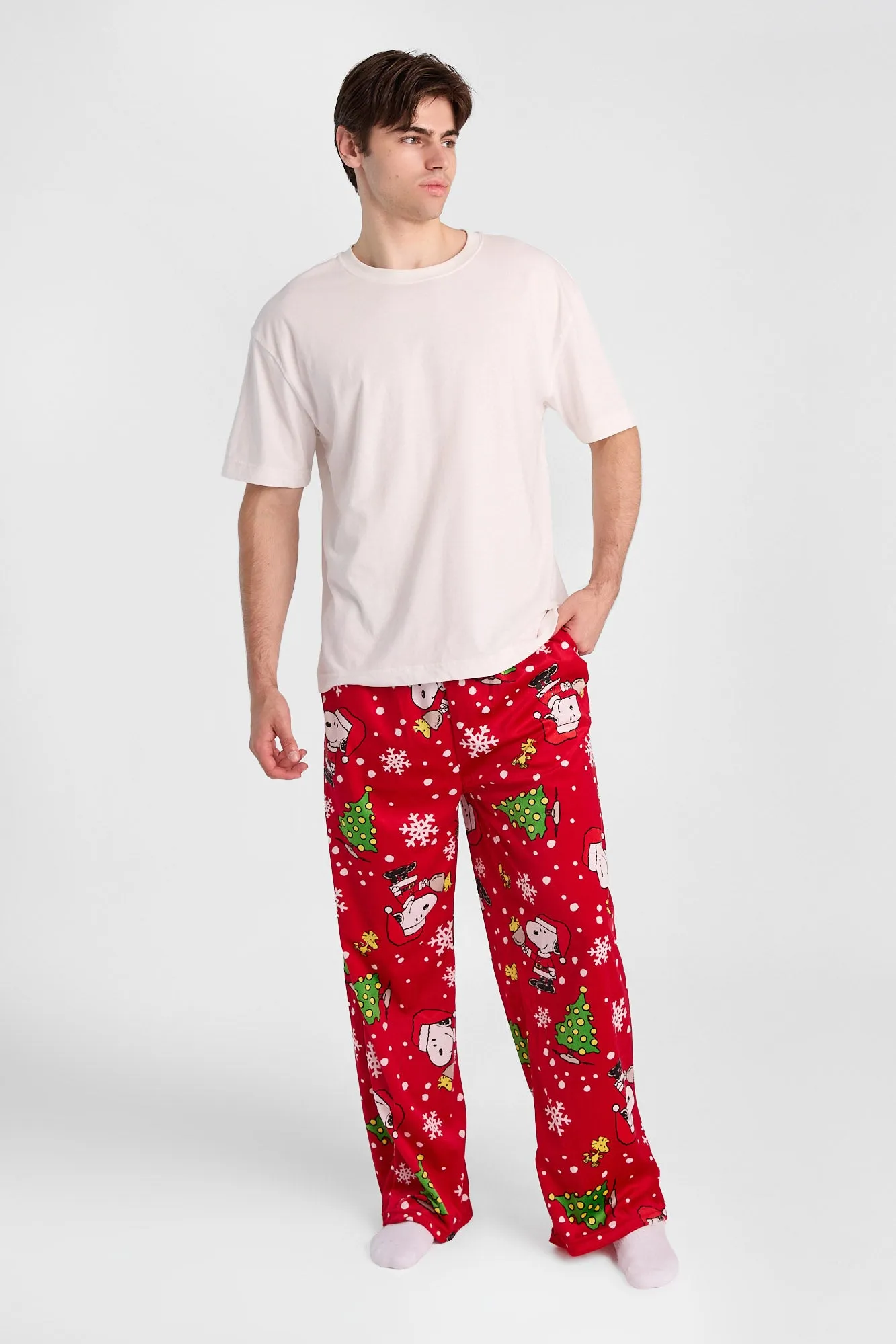 Pantalon de pyjama à imprimé Peanuts Snoopy sold by West49 product image thumbnail 4