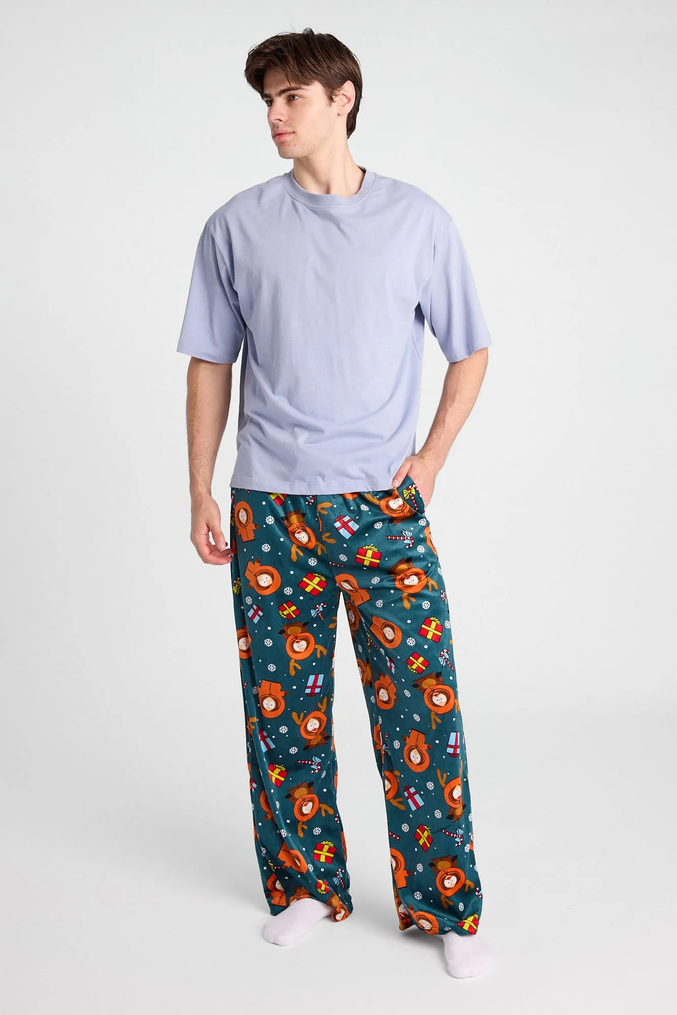 Pantalon de pyjama à imprimé de rennes South Park sold by West49 product image thumbnail 4