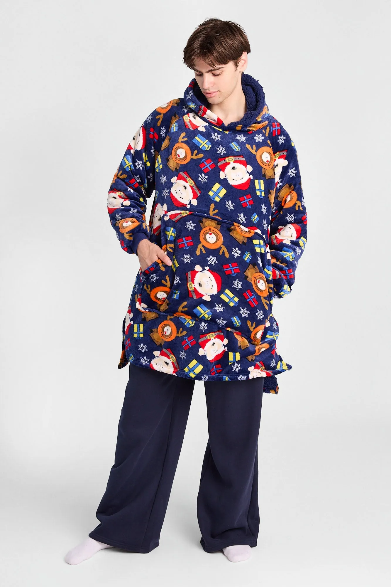 Haut à capuchon couverture imprimé South Park sold by West49 product image thumbnail 4