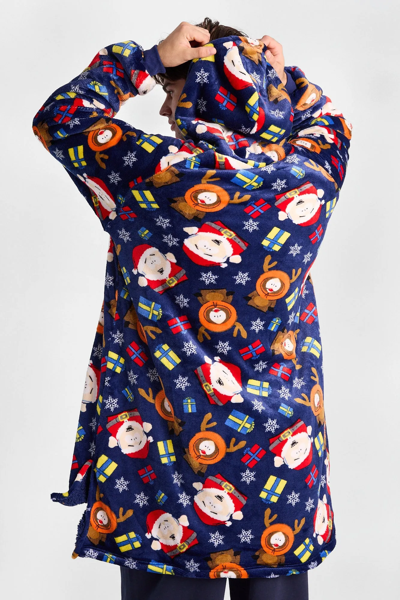 Haut à capuchon couverture imprimé South Park sold by West49 product image thumbnail 3