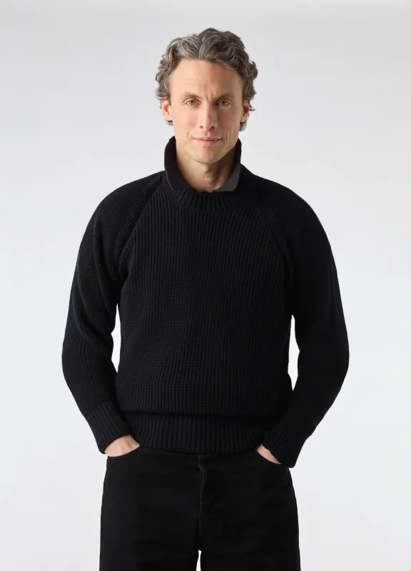 Bengt Raglan Sweater - Black made by Berg & Berg