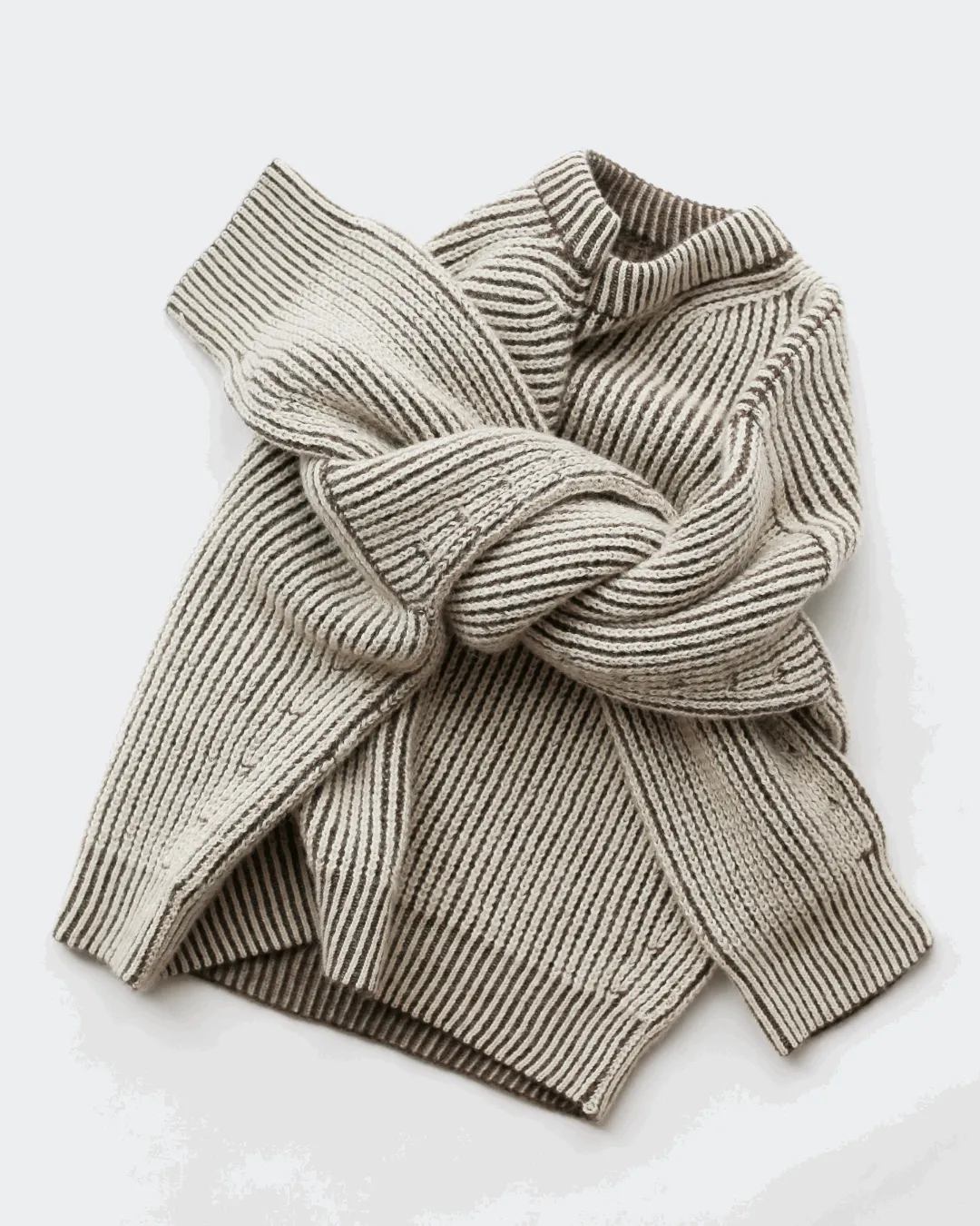 bicolor reversible crewneck sold by Belacaro product image thumbnail 3