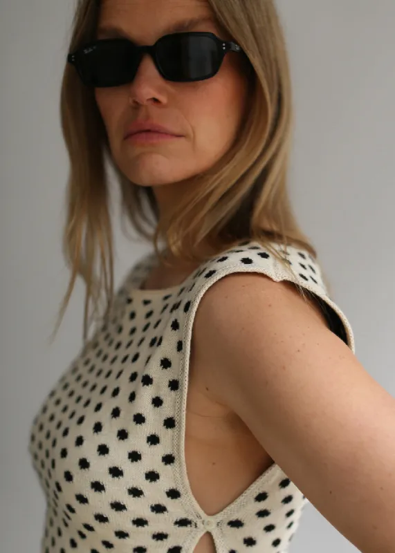 polka dots sleeveless top made by Belacaro