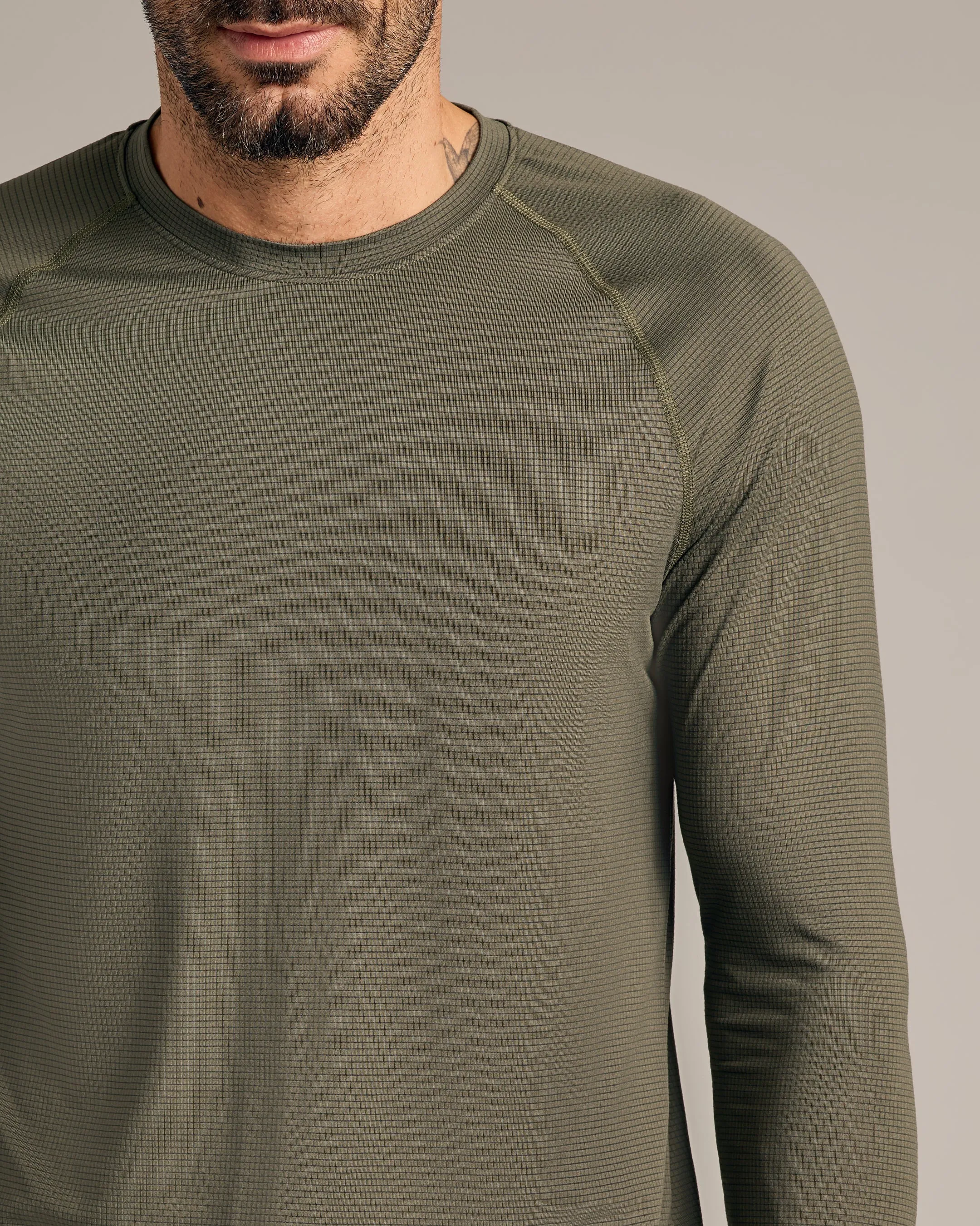 Kelp Long Sleeve Active Mesh Crew sold by True Classic product image thumbnail 4