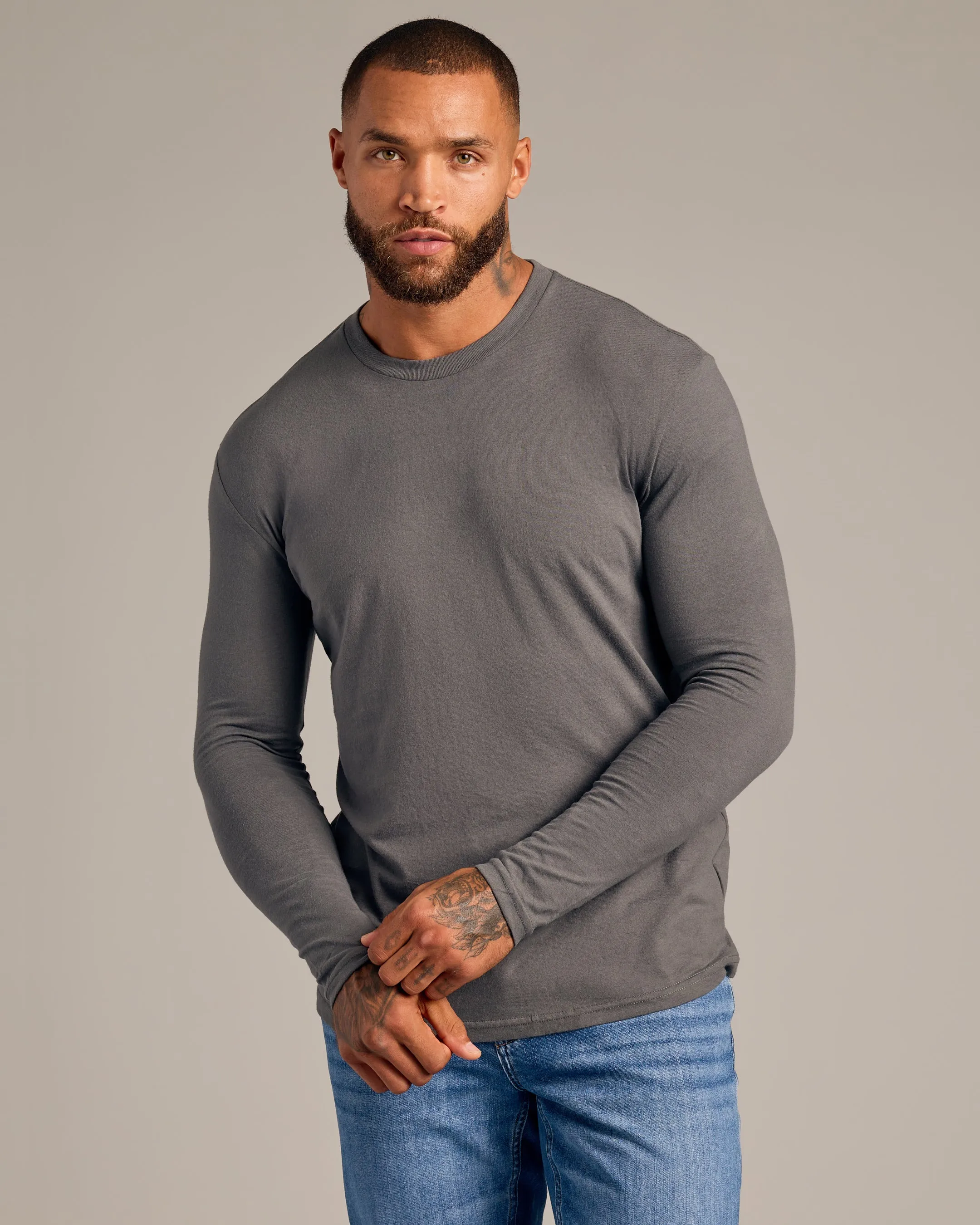Carbon Long Sleeve Crew Neck 6-Pack sold by True Classic product image thumbnail 2